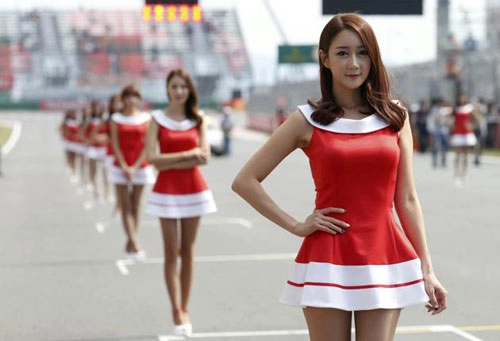 Dàn hot girl xứ hàn rạng ngời trên đường đua f1