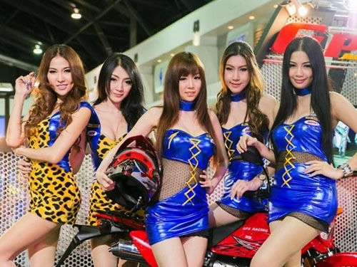 Dàn mẫu xinh tại motor expo thái lan