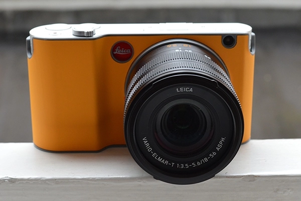 Đánh giá chi tiết máy ảnh leica t giá rẻngang sh