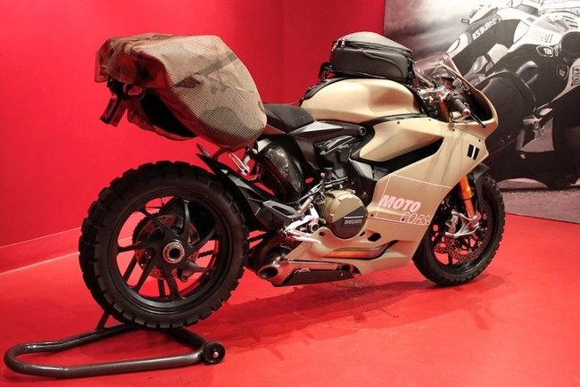 Ducati 1199 panigale biến hóa thành xe off-road