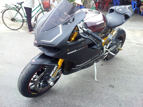 Ducati 1199 panigale s abs độ carbon tiền tỷ ở hà nội