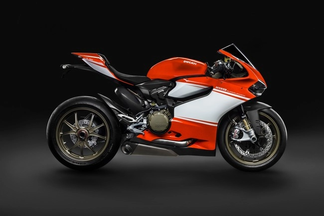 Ducati 1199 superleggera siêu nhẹ siêu mạnh mẽ