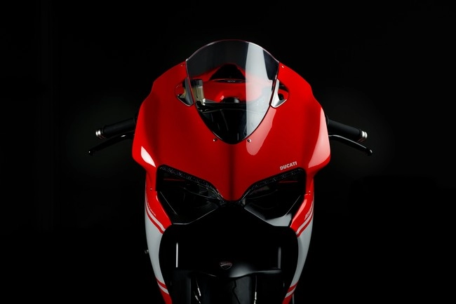 Ducati 1199 superleggera siêu nhẹ siêu mạnh mẽ