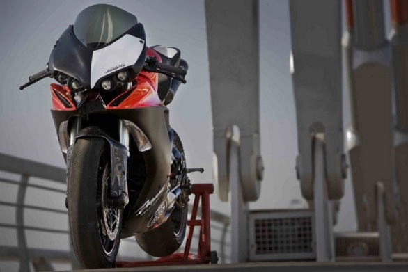 Ducati biến hóa nhẹ nhàng với bộ bodykit vandetta