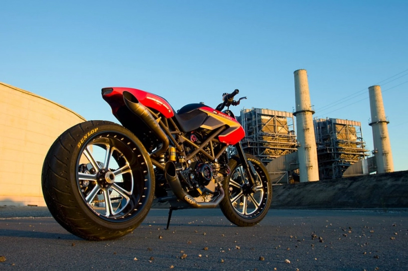 Ducati hypermotard với vẻ ngoài hầm hố hoàn toàn mới