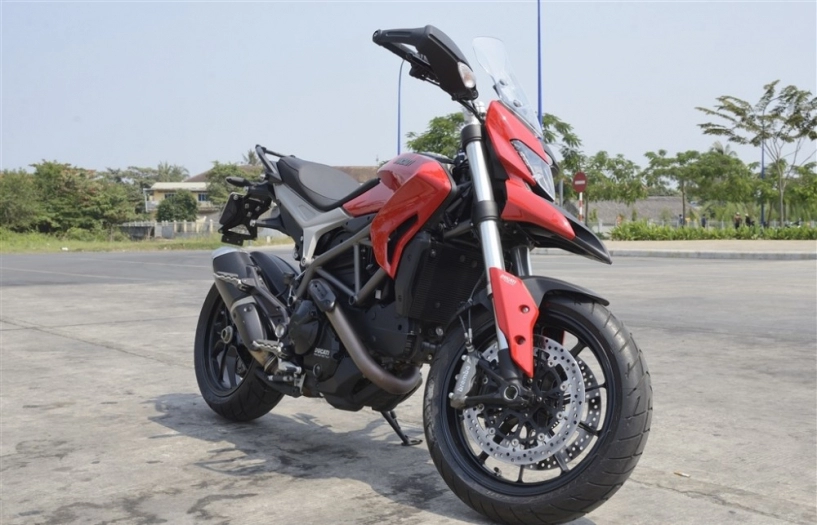 Ducati hyperstrada chiếc sport-touring đa dụng