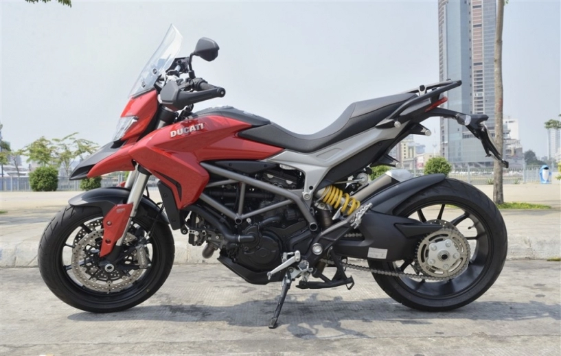 Ducati hyperstrada chiếc sport-touring đa dụng