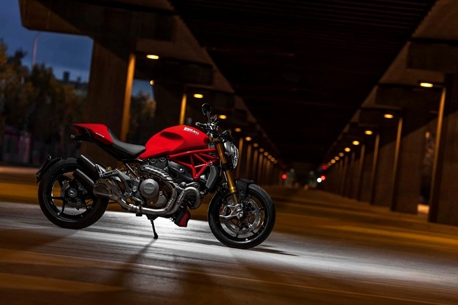 Ducati monster 1200 và monster 1200 s cùng nhau ra mắt