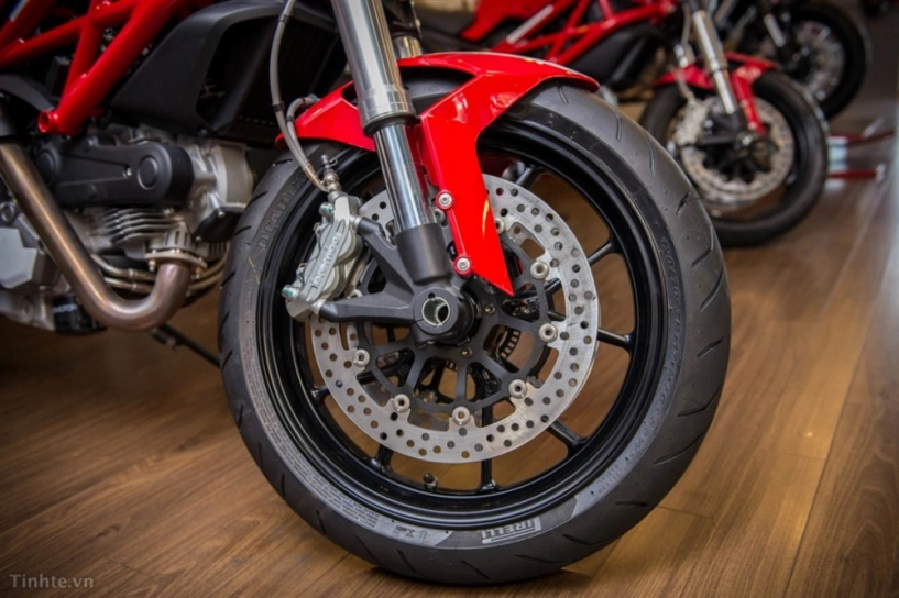 Ducati monster 796 abs