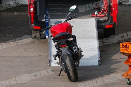 Ducati monster 821 sắp ra mắt