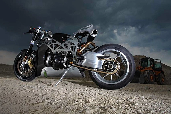 Ducati monster 900 đã ngầu nay càng ngầu hơn