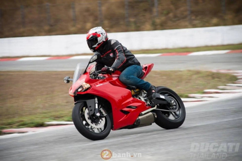 Ducati trackday - đại hội của 1199