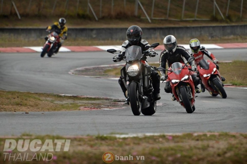 Ducati trackday - đại hội của 1199