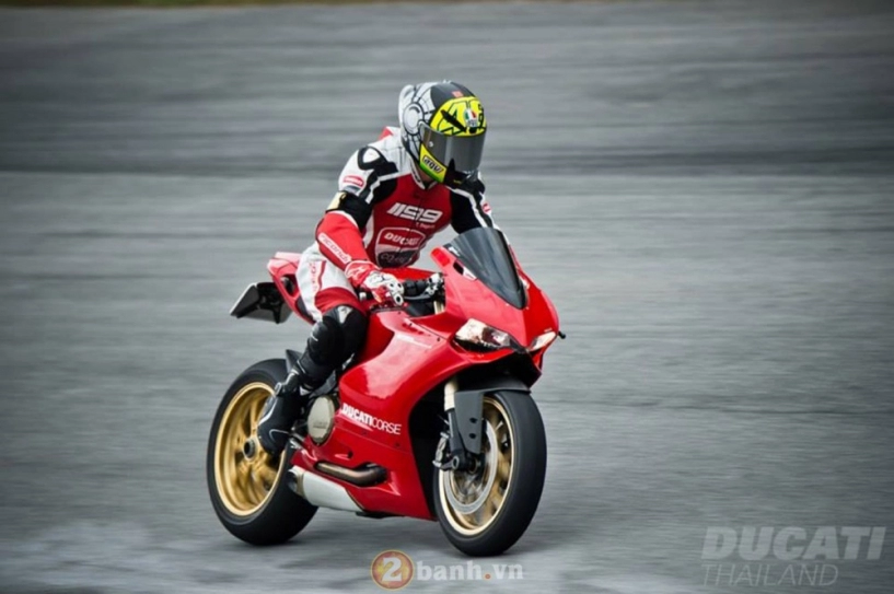 Ducati trackday - ngợp trời ducati