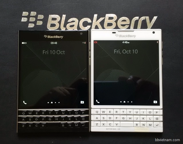 Hình ảnh blackberry passport thực tế ở việt nam