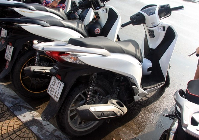 Hơn 100 chiếc honda sh tề tựu ở hà nội