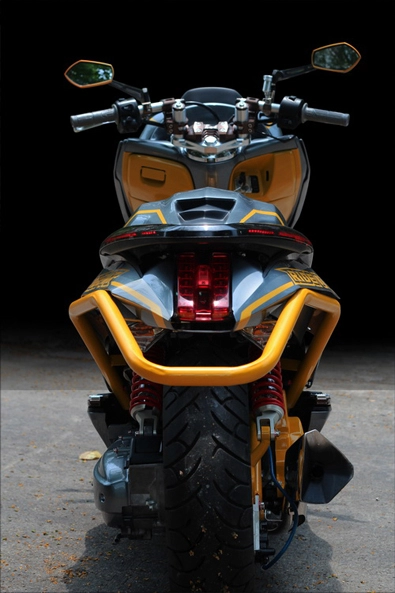 Honda pcx150 phong cách transformer