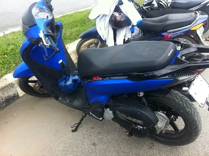Honda sh xanh đen sporty phiên bản mô tô