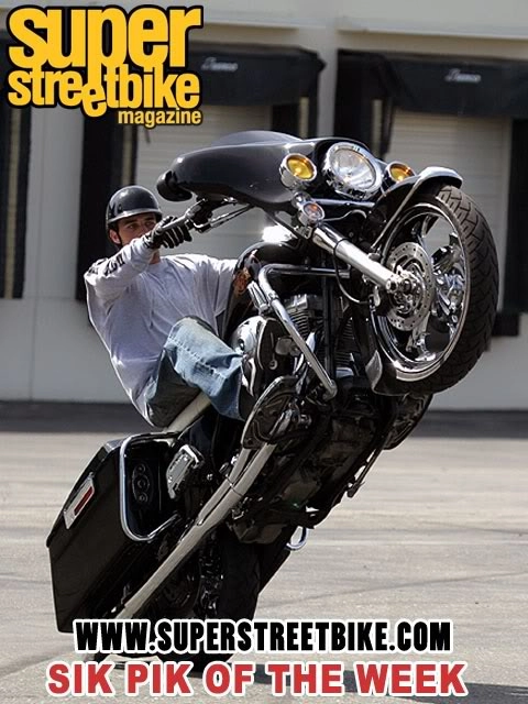 Hướng dẫn kĩ thuật bốc đầu xe môtô wheelie