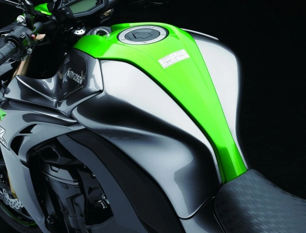 Kawasaki z1000 2014 chính thức lộ diện giá