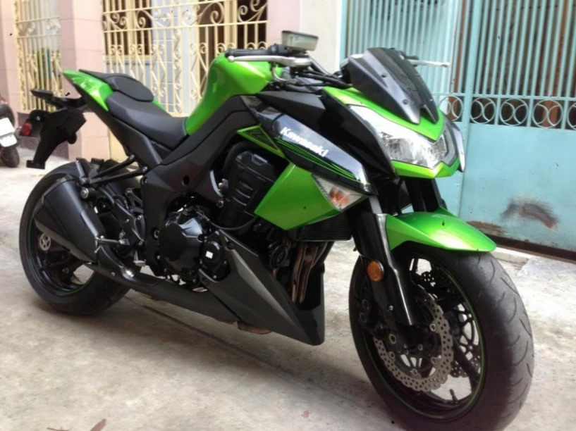 Kawasaki z1000 cái tên không còn xa lạ