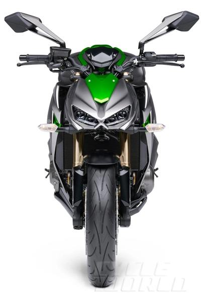 Kawasaki z1000 - hầm hố với phong cách viễn tưởng