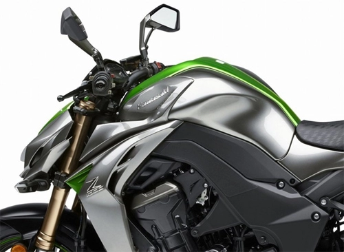 Kawasaki z1000 - hầm hố với phong cách viễn tưởng