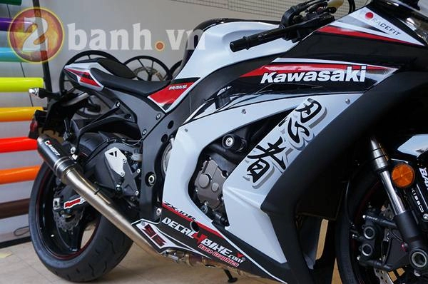 Kawasaki zx-10r race graphics design by decal4bike