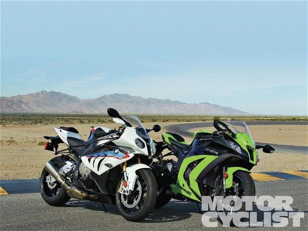 Kawasaki zx10r vs bmw s1000rr