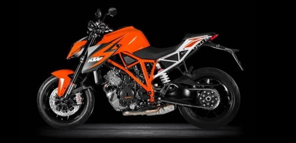 Ktm lộ diện 1290 super duke r 2014