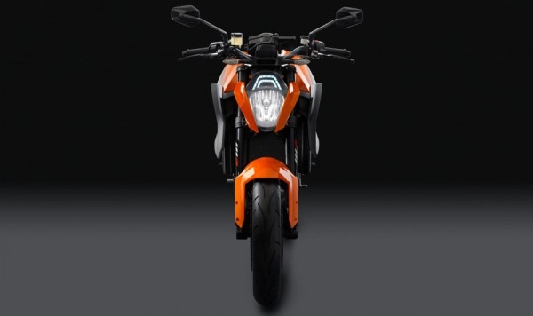 Ktm lộ diện 1290 super duke r 2014