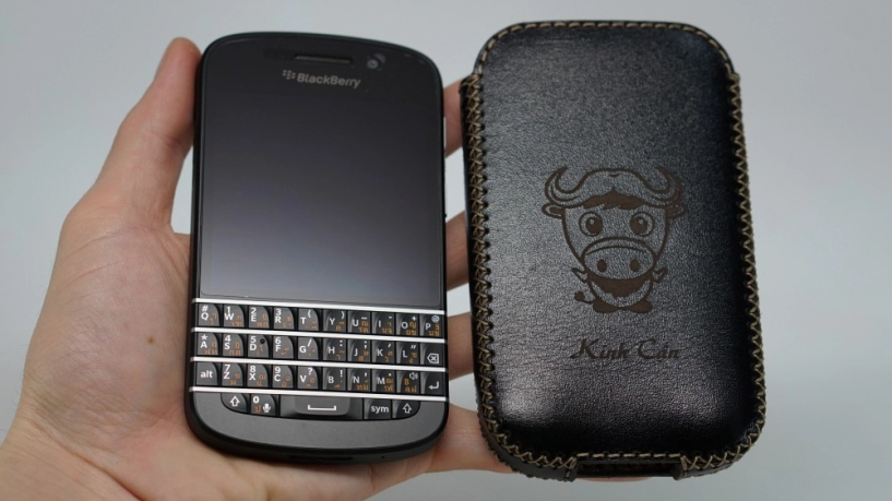 Mở hộp blackberry q10 bàn phím thái