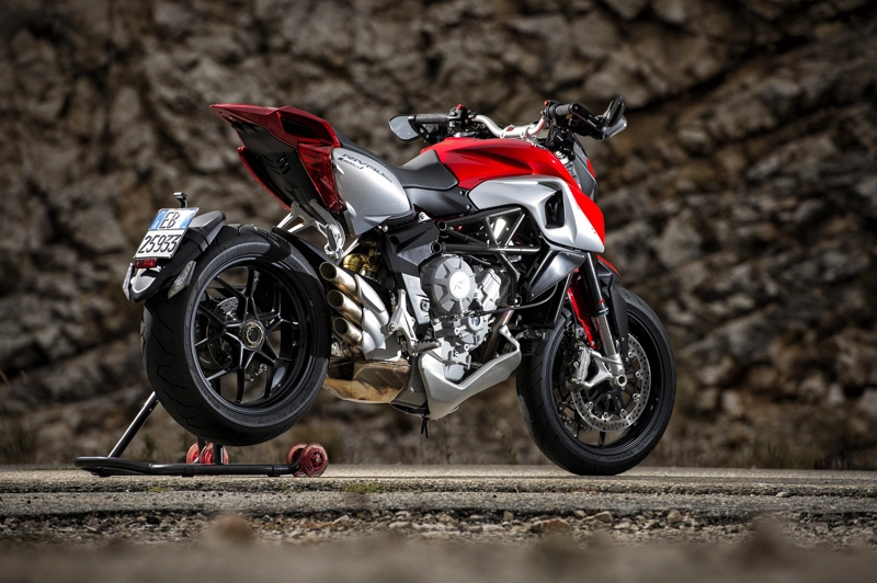 Mv agusta ra mắt rivale 800 phiên bản 2014