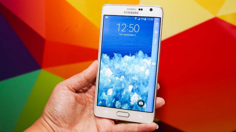 Nên chọn samsung galaxy note edge và galaxy note 4