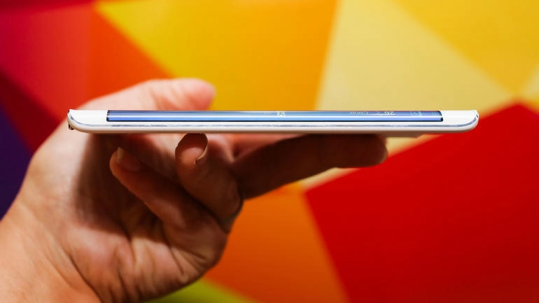 Nên chọn samsung galaxy note edge và galaxy note 4