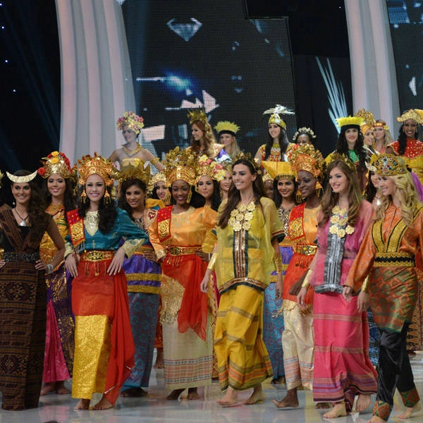 Ngắm nhan sắc philippines đoạt vương miện hoa hậu thế giới 2013