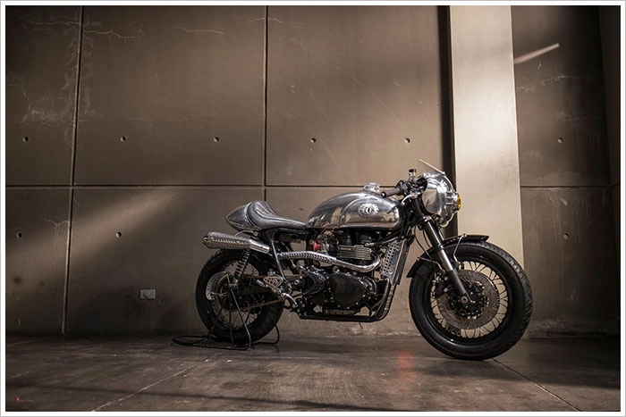 Ngắm triumph steampunk racer mạnh mẽ đến từng chi tiết