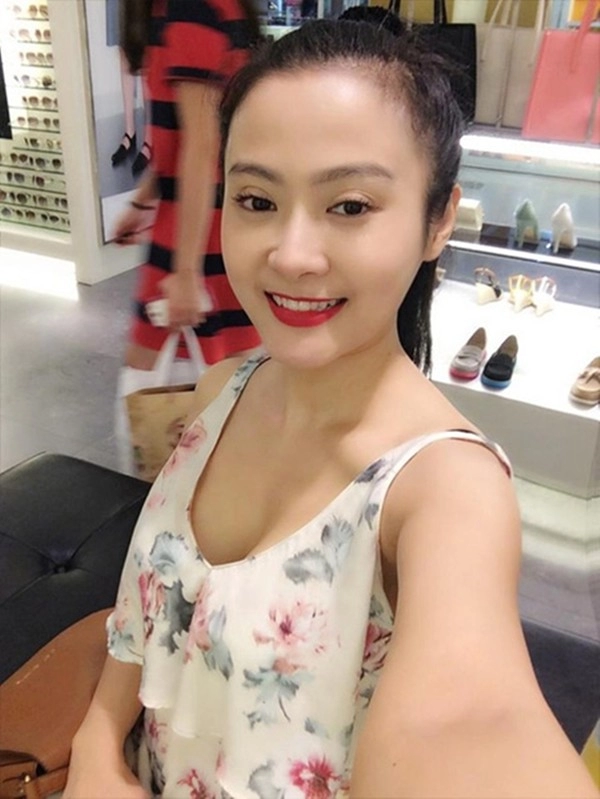 Những cặp chị em xinh đẹp nhà hot girl việt