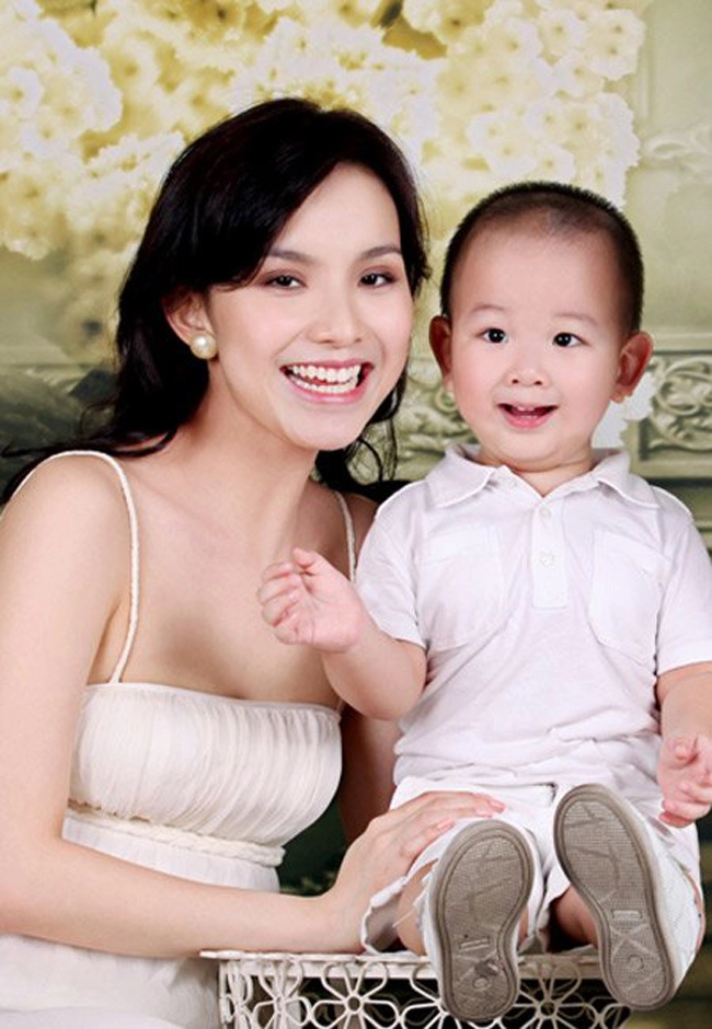 Những gái hai con xinh đẹp thành công của showbiz việt