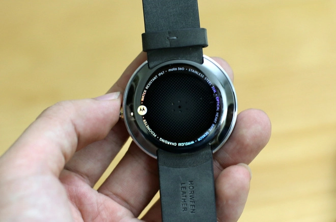 Những hình ảnh đầu tiên của moto 360 ở việt nam