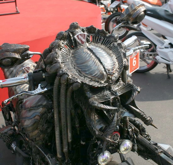 Nouvo predator - quái thú đến từ hành tinh khác
