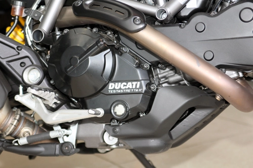 Phiên bản ducati hyperstrada mới nhất tại việt nam