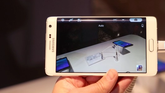 Samsung galaxy note edge chạy hệ điều hành android 44 kitkat