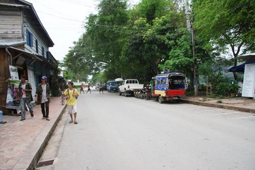 Sang lào du lịch bụi rẻ mà thú vị