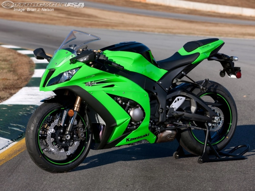 Sát thủ tốc độ kawasaki ninja zx-10r