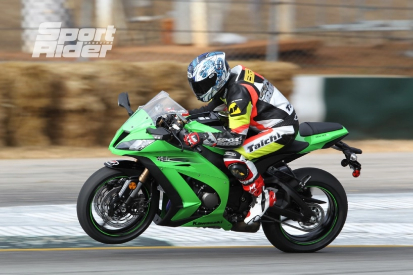 Sát thủ tốc độ kawasaki ninja zx-10r