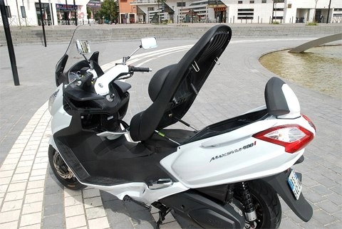 Sym maxsym 400i đối thủ đáng gờm của suzuki burgman và yamaha majesty