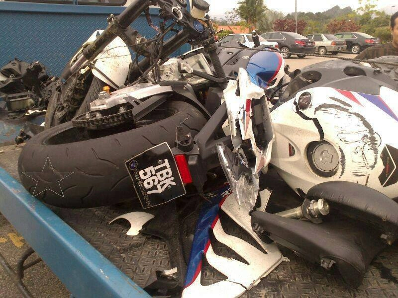 Tai nạn kinh hoàng giữa bmw 1200rr hayabusa honda cbr 