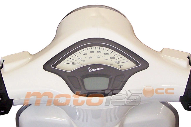 Vespa việt nam lộ diện primavera 125 ie 3v