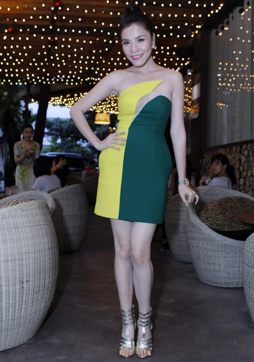 Vy oanh xinh tươi như công chúa